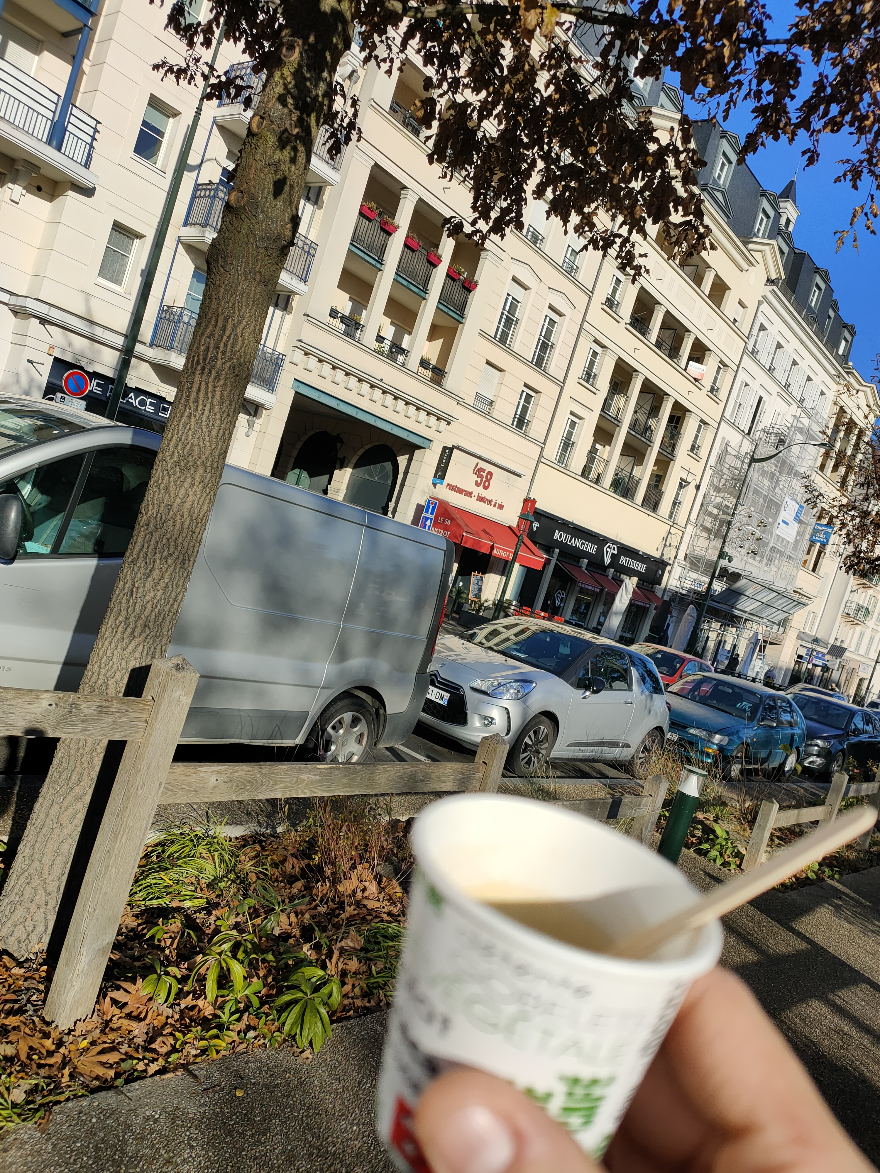 Photo n° 1 de l'avis de hermes. fait le 29/11/2021 à 10:17