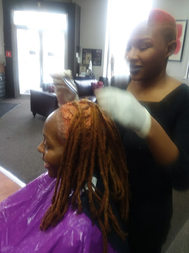 Hair Salon «SO CURLY, SO KINKY, SO STRAIGHT», reviews and photos, 4160 Mayfield Rd, Cleveland, OH 44121, USA