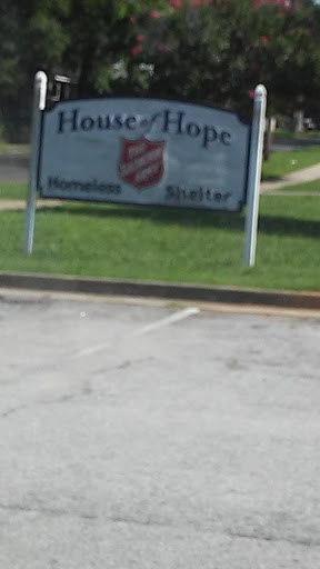 Thrift Store «Salvation Army Thrift Store», reviews and photos, 303 N 13th St, Griffin, GA 30223, USA