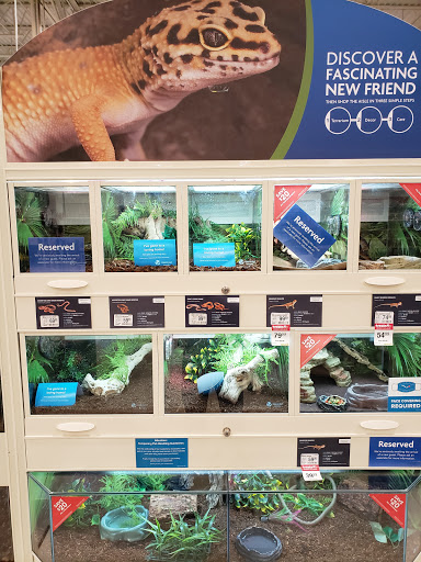 Pet Supply Store «PetSmart», reviews and photos, 73 RHL Blvd, South Charleston, WV 25309, USA