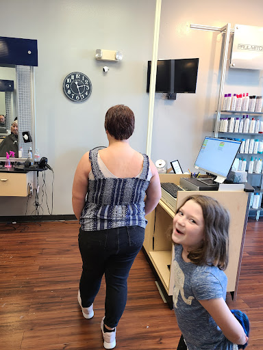 Hair Salon «Supercuts», reviews and photos, 7719 Gall Blvd, Zephyrhills, FL 33540, USA