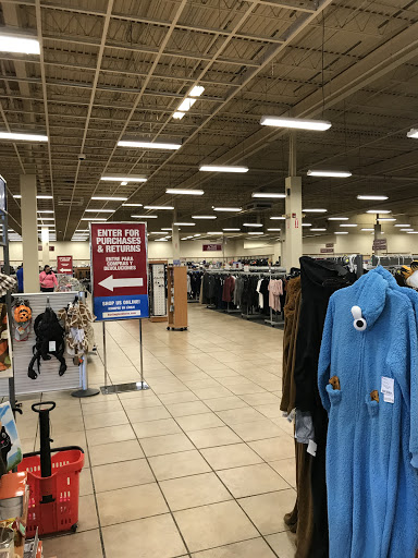 Clothing Store «Burlington Coat Factory», reviews and photos, 287 Washington St, Attleboro, MA 02703, USA