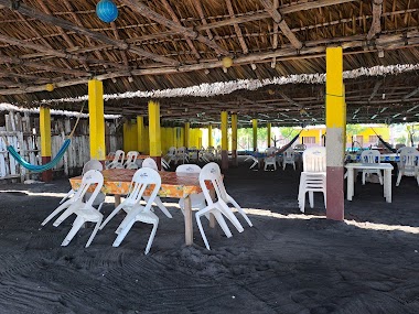 Restaurante Familiar Brisas Del Mar