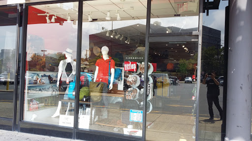 Shopping Mall «Linwood Plaza Shopping Center», reviews and photos, 158 Linwood Dr, Fort Lee, NJ 07024, USA