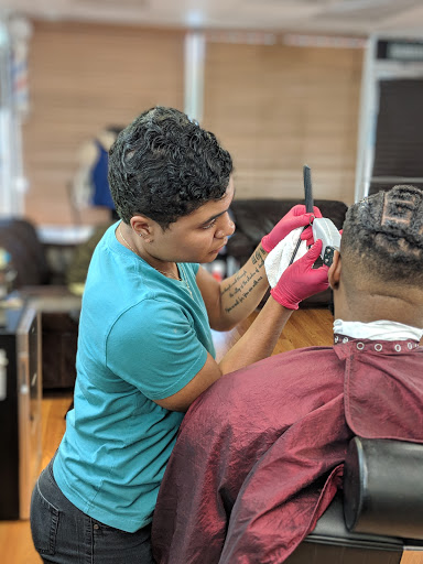 Barber Shop «Reds Barbershop», reviews and photos, 12055 Seminole Blvd, Seminole, FL 33778, USA