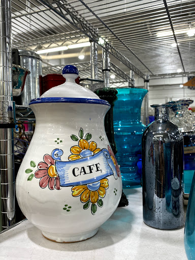 Home Goods Store «Goodwill Superstore», reviews and photos