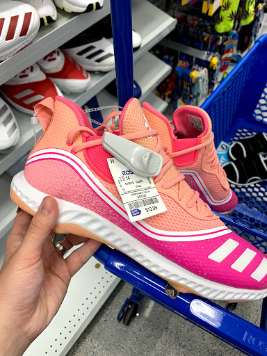 Clothing Store «Ross Dress for Less», reviews and photos, 3000 Gateway St, Springfield, OR 97477, USA