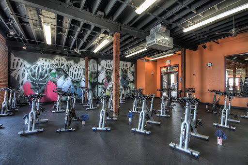 Health Club «Onelife Fitness - Norfolk Gym», reviews and photos, 1900 Monticello Ave, Norfolk, VA 23517, USA