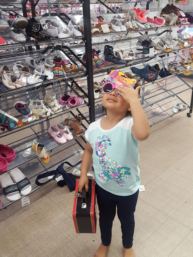 Clothing Store «Burlington Coat Factory», reviews and photos, 4105 Century Blvd, Pittsburg, CA 94565, USA