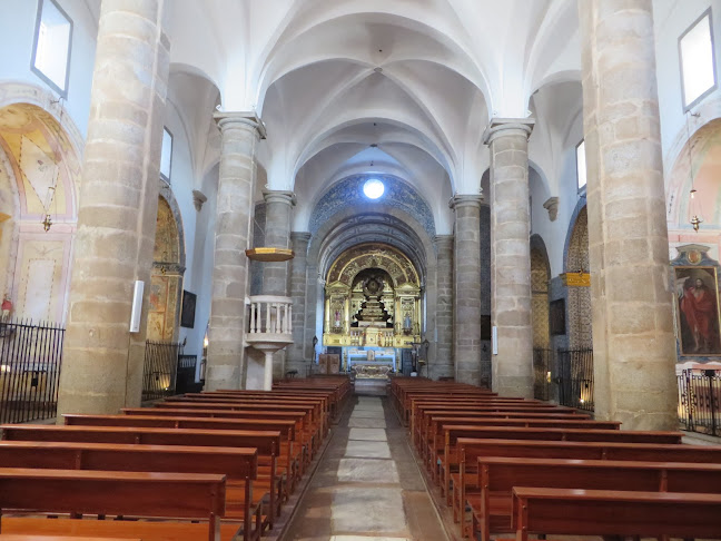 Avaliações doIgreja Matriz de São Salvador de Alcáçovas em Viana do Alentejo - Igreja