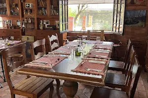 Vila Del Capo - Restaurante e Antiquário image