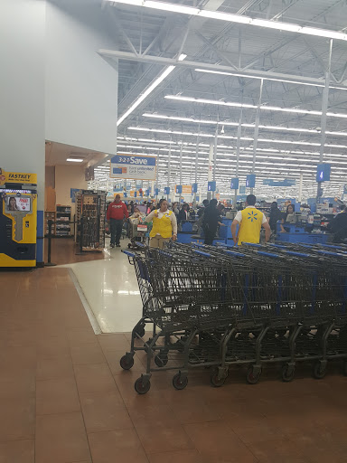 Discount Store «Walmart», reviews and photos, 910 Wolcott St, Waterbury, CT 06705, USA