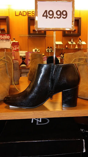 Shopping Mall «Trademart Shopping Center Office», reviews and photos, 1000 Cumberland Gap Pkwy, Corbin, KY 40701, USA