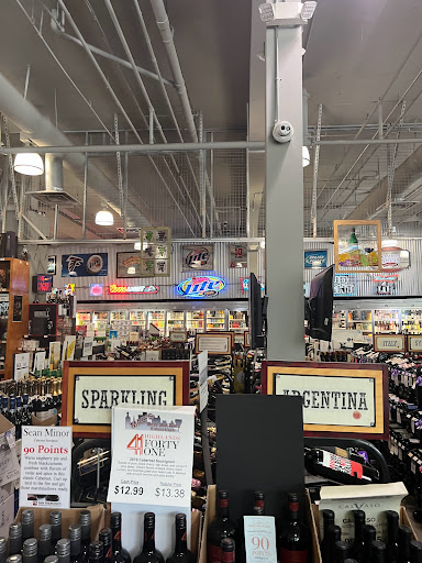 Liquor Store «Mac’s Beer And Wine», reviews and photos, 21 Peachtree Pl NW, Atlanta, GA 30309, USA