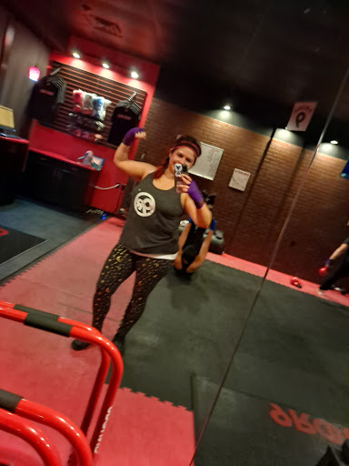 Boxing Gym «9Round Hurst», reviews and photos, 725 Airport Fwy Suite H, Hurst, TX 76053, USA