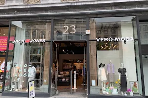 VERO MODA image