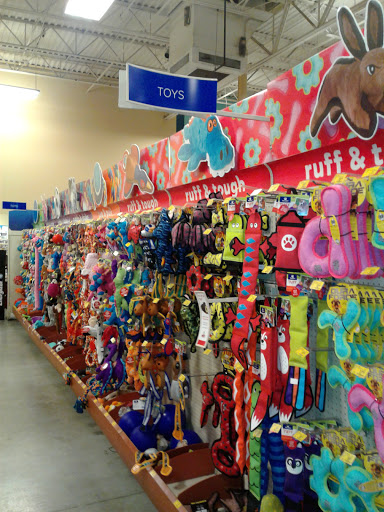 Pet Supply Store «PetSmart», reviews and photos, 3610 Rosecrans St, San Diego, CA 92110, USA