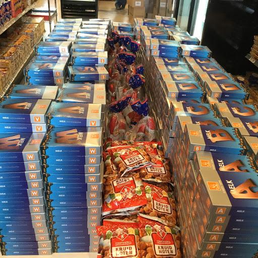 Grocery Store «Holland International Market», reviews and photos, 9835 Belmont St, Bellflower, CA 90706, USA