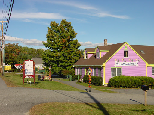 Pet Pantry, 177 Lower Main St, Freeport, ME 04032, USA, 