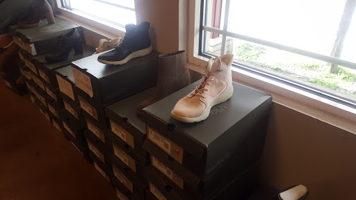 Shoe Store «Timberland Factory Store», reviews and photos, 67 Liberty Village, Flemington, NJ 08822, USA