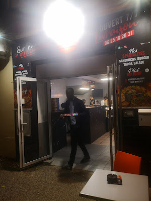 SK snack, pizzeria à Marseille