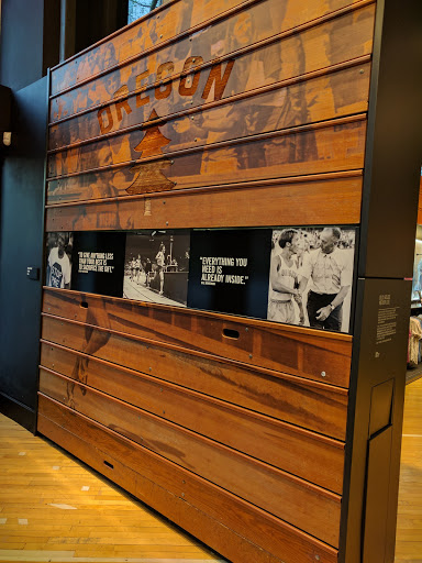 Clothing Store «Nike Portland», reviews and photos, 638 SW 5th Ave, Portland, OR 97201, USA