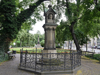 J.S.Bach - Denkmal (1843 von Mendelssohn gestiftet)