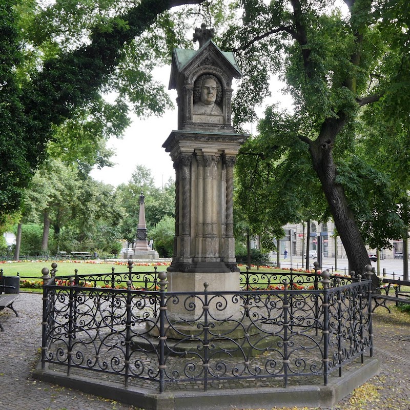 J.S.Bach - Denkmal (1843 von Mendelssohn gestiftet)