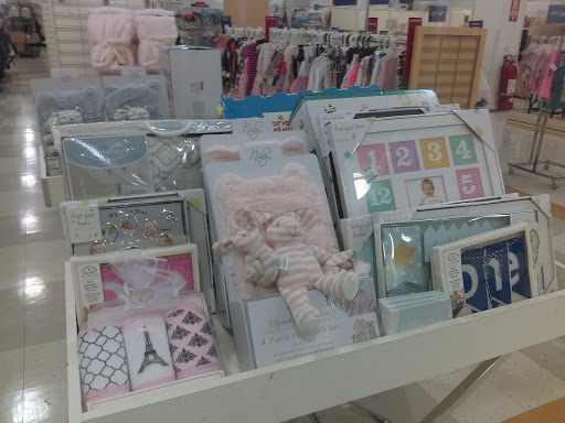 Shopping Mall «Southern Plaza Shopping Center», reviews and photos, 4200 S East St, Indianapolis, IN 46227, USA