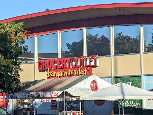 Grocery Outlet image