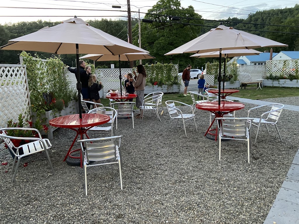 Broken Hearts Burger Fairlee, VT 05045, Reviews, Hours & Contact