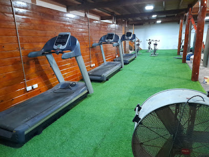 the wood house fitness and nutricion center - Lomas de arrollo hondo, C. Cañada del Oeste #6, Santo Domingo, Dominican Republic