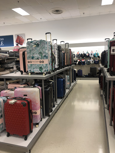 Luggage store Alexandria