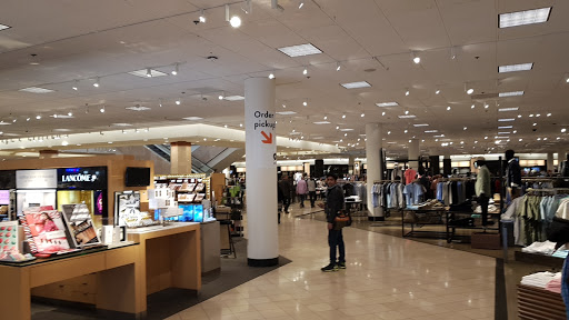 Department Store «Nordstrom Tysons Corner Center», reviews and photos, 8075 Tysons Corner Center, McLean, VA 22102, USA