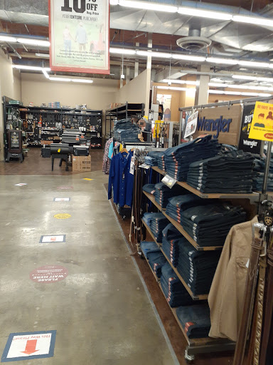 Shopping Mall «Oregon City Shopping Center», reviews and photos, I-205, Oregon City, OR 97045, USA