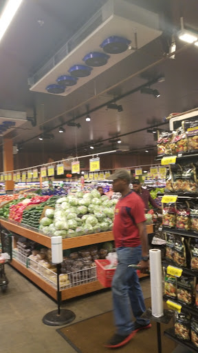Supermarket «Mount Vernon Food Bazaar Supermarket», reviews and photos, 1 Bogopa Plaza, Mt Vernon, NY 10550, USA