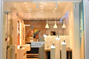 IQOS BOUTIQUE STORE ΣΕΡΡΕΣ image