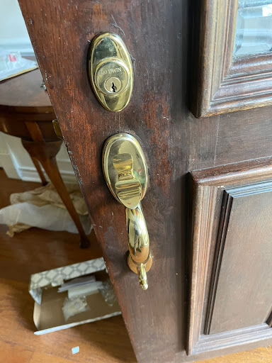 Locksmith «Howard Safe & Lock Co», reviews and photos, 826 E 14th St, Houston, TX 77009, USA