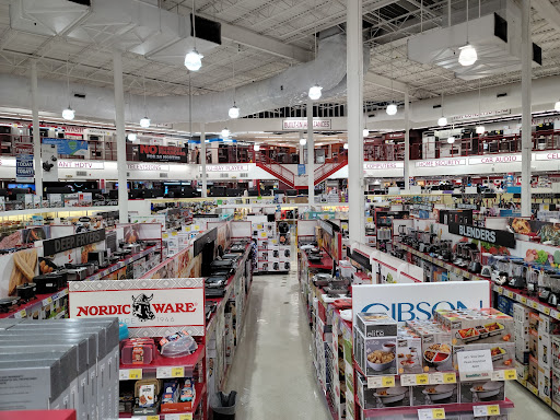 Department Store «BrandsMart USA», reviews and photos, 821 SW Natura Blvd, Deerfield Beach, FL 33441, USA