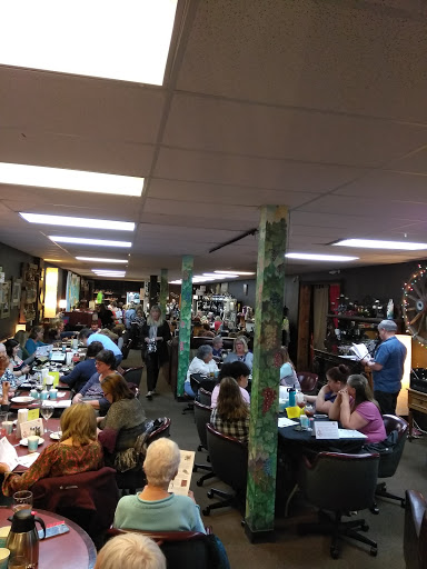 Shoe Store «Gimres Shoe Store Hillsboro», reviews and photos, 256 E Main St, Hillsboro, OR 97123, USA