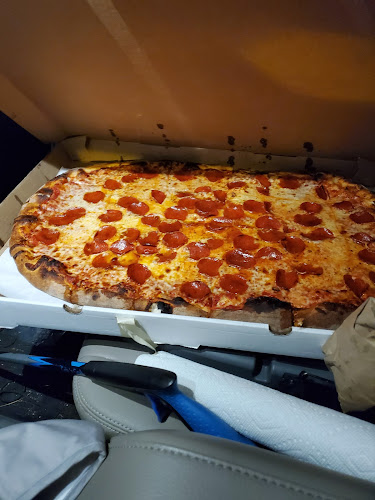 #3 best pizza place in Wilbraham - Pafumi's To Go (Or Stay)