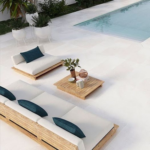 ΤΟ ΛΕΥΚΟ - Βάρη