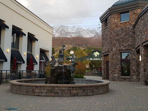 Shopping Mall «The Shops At Riverwoods», reviews and photos, 4801 N University Ave, Provo, UT 84604, USA