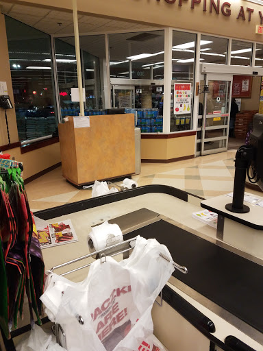 Supermarket «Big Y», reviews and photos, 300 Cooley St, Springfield, MA 01128, USA