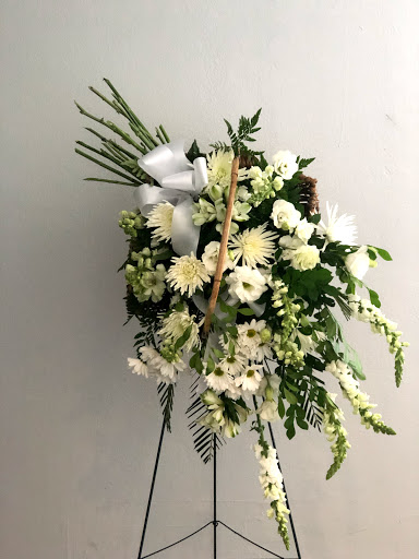 Florist «Open Air Designs - Florist | Wedding Planning | Gifts», reviews and photos, 607 N Myrtle Ave, Clearwater, FL 33755, USA