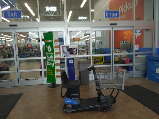 Department Store «Walmart Supercenter», reviews and photos, 800 Commons Dr, Oxford, PA 19363, USA