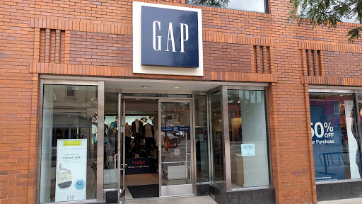 Clothing Store «Gap», reviews and photos, 341 State St, Madison, WI 53703, USA