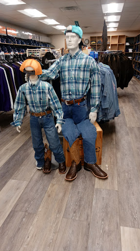 Western Apparel Store «Sacs Western Store», reviews and photos, 125 S Burnside Ave, Gonzales, LA 70737, USA