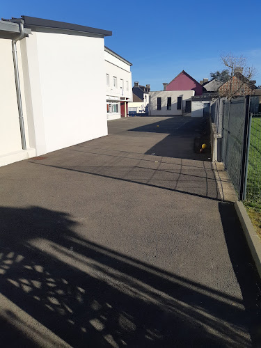 Groupe Scolaire à Lamarque-Pontacq