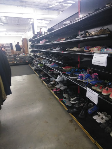 Thrift Store «Good Samaritan Thrift Shop», reviews and photos, 445 B St, Yuba City, CA 95991, USA